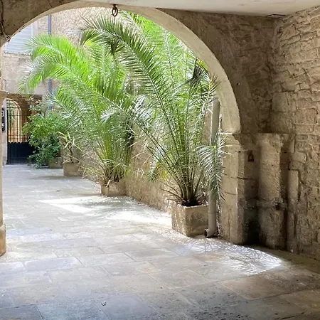 Centre Historique Lägenhet Nîmes