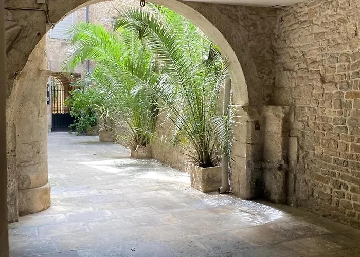Centre Historique Appartement Nîmes